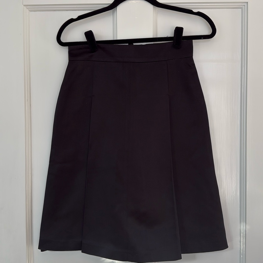 AKRIS Black Satin Skirt Size 6